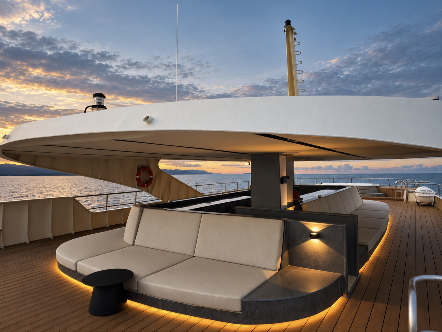 Sundeck 2