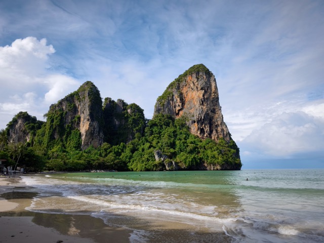 Railaybeachwest2 Medium